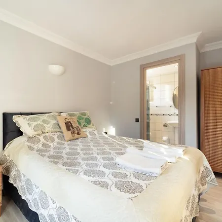 It Is Located In Ldeniz Neighborhood Villa